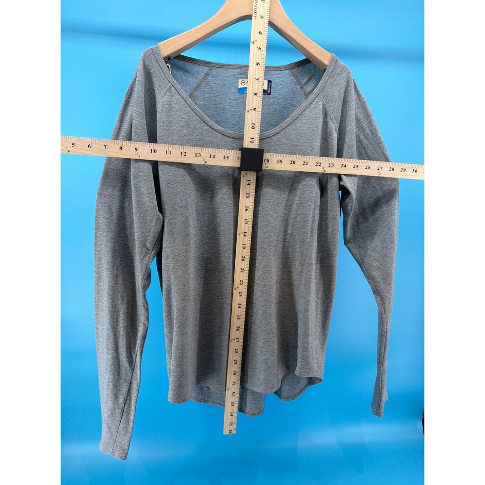 Magellan Outdoors Fish Gear Gray Long Sleeve Scoop Neck MagWick Shirt Womens XL - Picture 4 of 4